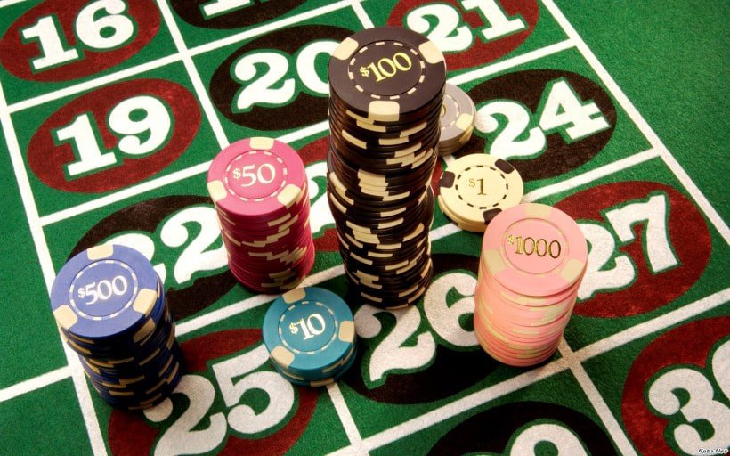 Người chơi Việt Nam đặt cược thể thao trực tuyến trên 55win qua điện thoại